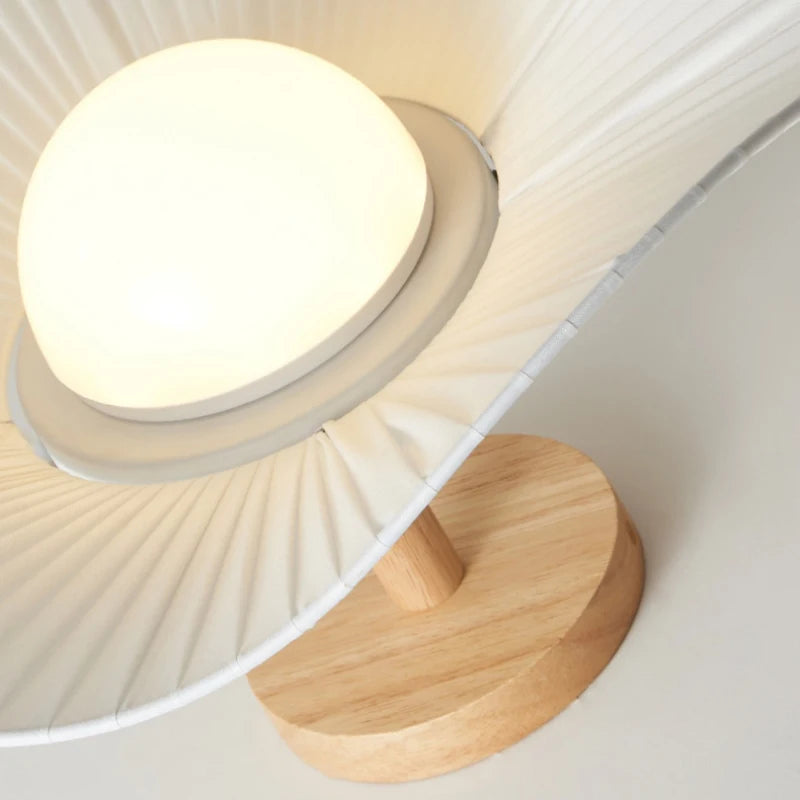 lustre moderne en bois et tissu pour décoration intérieure nordique - vue 7 sur 14