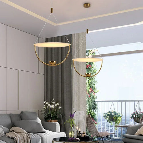 Minimalist Nordic acrylic chandelier for modern decoration - vue 4 sur 14