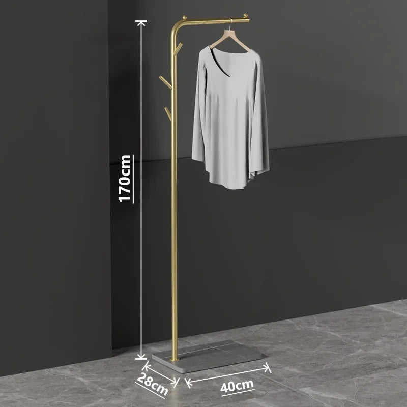 porte-vêtements nordique léger et moderne pour rangement élégant