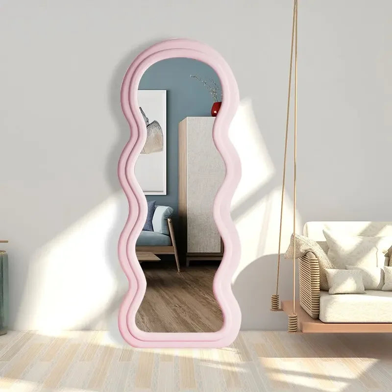 miroir ondulé design moderne pour un espace chic et funky - vue 10 sur 11