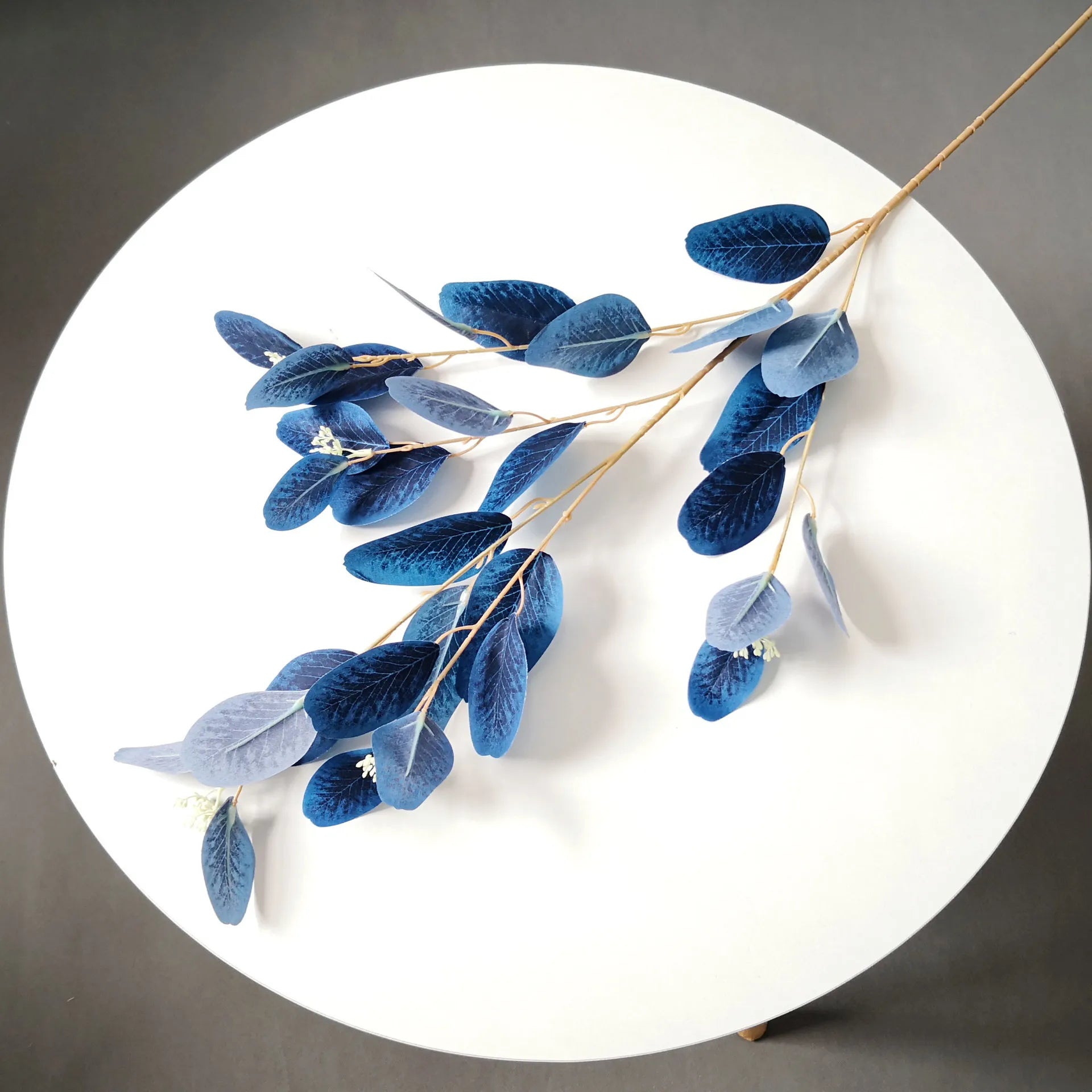 branches de feuilles d'eucalyptus en soie artificielle pour décoration florale - vue 15 sur 17