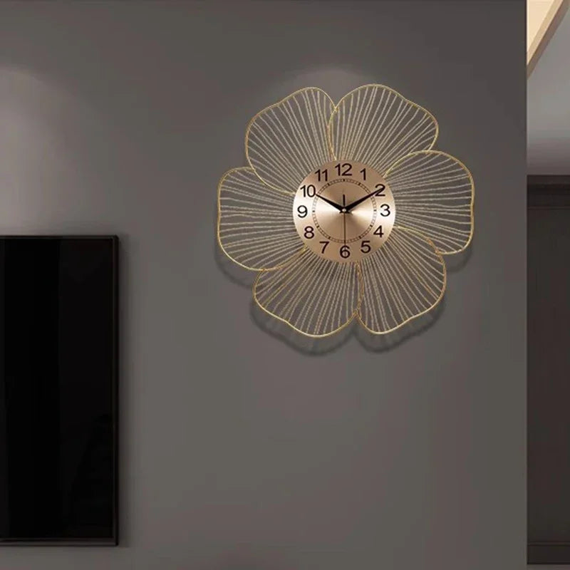 horloge murale design en métal pour intérieur moderne et épuré - vue 6 sur 8