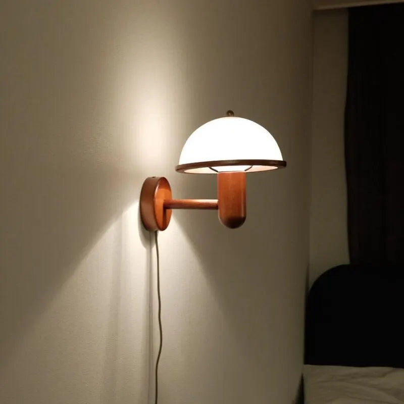 applique murale nordique rétro champignon avec prise externe et abat-jour en bois - vue 5 sur 7