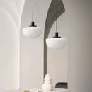 lampe minimaliste suspendue en verre adaptée pour étude et chevet