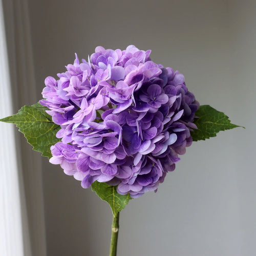 Realistic artificial hydrangea flower for party decoration