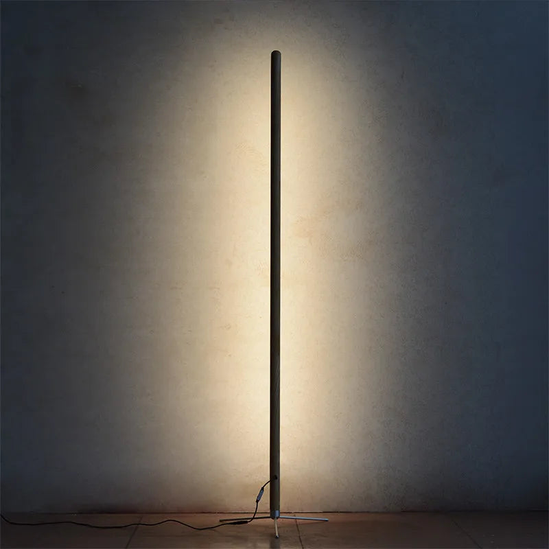 lampadaire en bois moderne avec lumière d'ambiance réglable 360 degrés