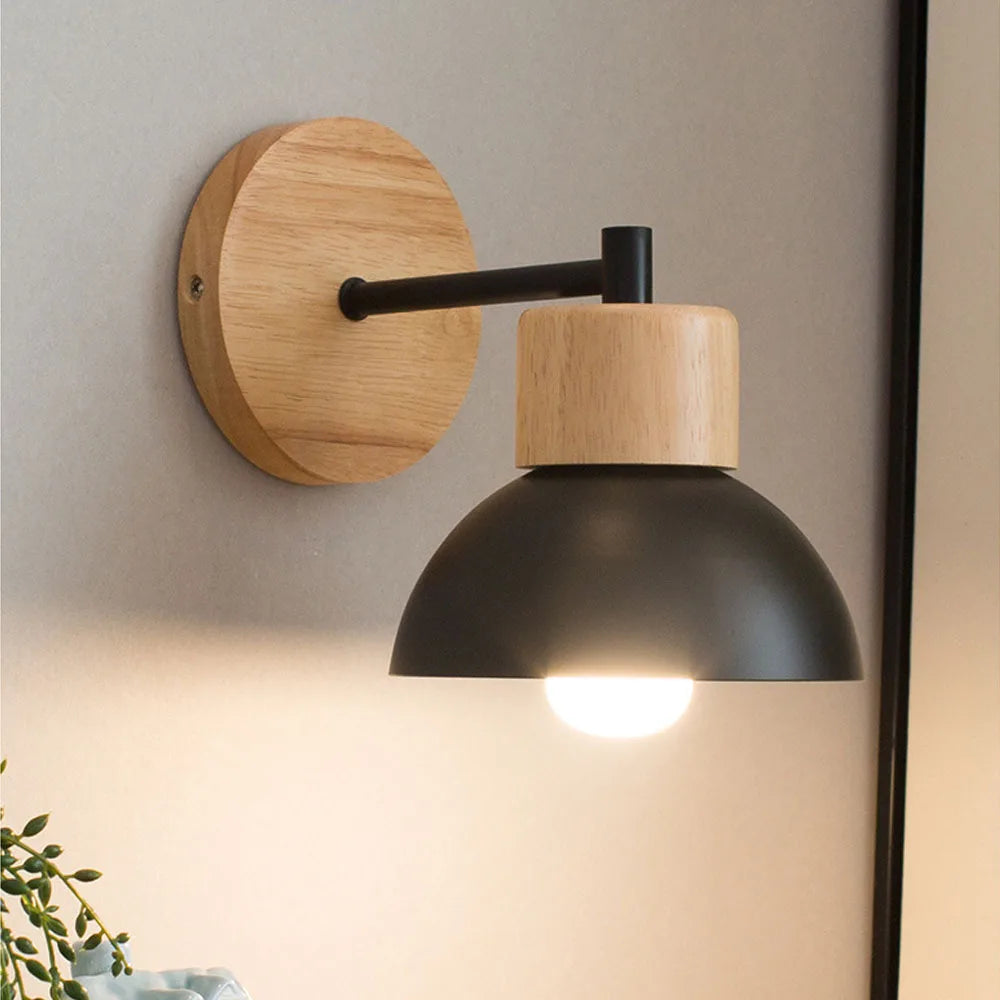 Applique murale en bois nordique et abat-jour métal - vue 7 sur 22