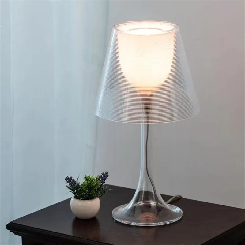 lampadaire ktribe avec étagère design italien veilleuse acrylique protection des yeux