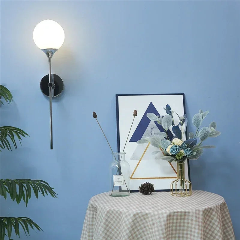 applique murale moderne en verre et chrome doré pour décoration intérieure - vue 5 sur 15