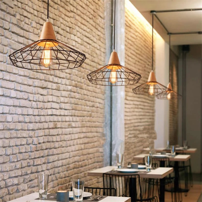 suspension vintage en fer bois style rétro pour décoration intérieure