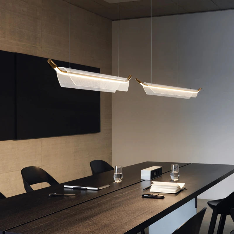 Minimalist designer pendant light for modern restaurant or bar - vue 5 sur 18