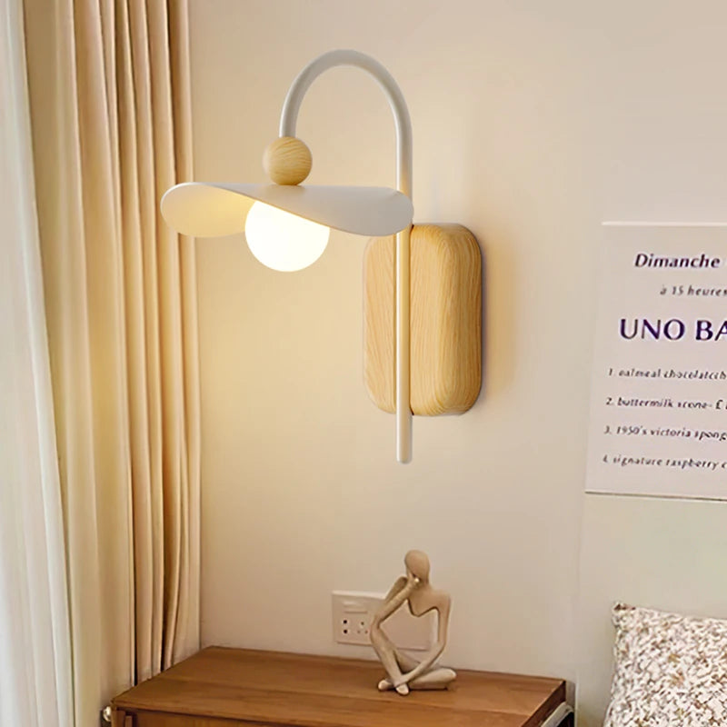 applique murale nordique en bois avec luminaire led pour intérieur - vue 4 sur 7