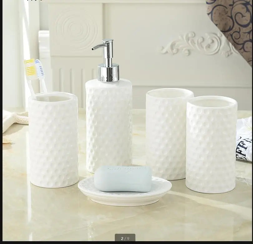 ensemble de fournitures de toilette en céramique cinq pièces - vue 2 sur 5