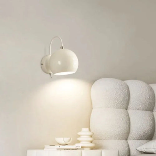 Minimalist nordic rotatable iron LED wall light - vue 2 sur 9