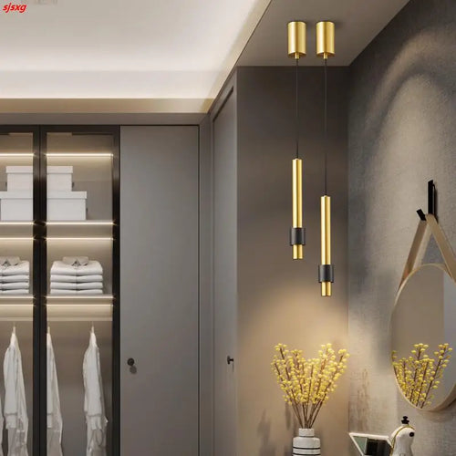 Minimalist luxury copper LED pendant light with adjustable brass cord - vue 4 sur 8