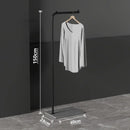 porte-vêtements nordique léger et moderne pour rangement élégant