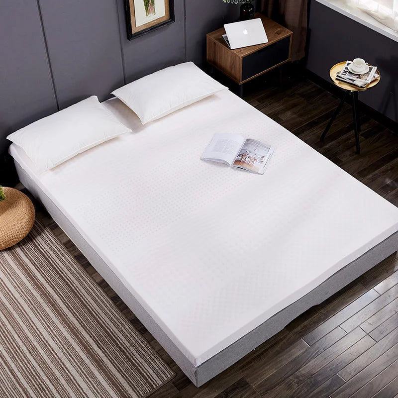 matelas en latex naturel avec housse en caoutchouc pur pour un confort optimal