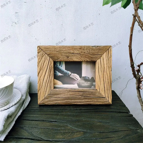 cadre photo en bois massif style vintage patiné - vue 5 sur 8