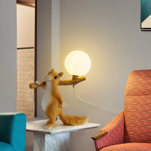 Nordique créatif LED dessin animé Animal écureuil lampe de Table chambre lampe de chevet bureau chambre d'enfants lampes décoratives - vue 3 sur 6