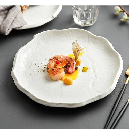 Assiettes céramique forme irrégulière style moderne cuisine