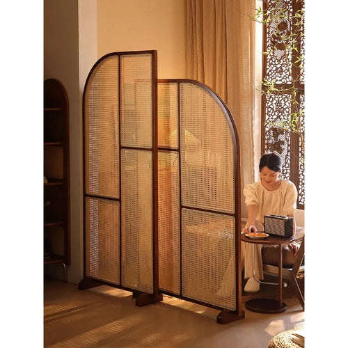 Japanese-style solid wood rattan screen partition is opposite the door to the home, living room entrance is blocked, and mobile - vue 2 sur 29