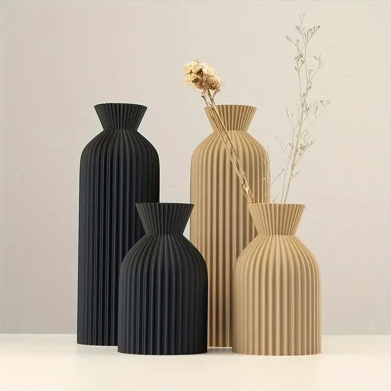 Elegant Black Plastic Vase - Boho Chic Decorative Centerpiece for Home, Office, and Living Room - vue 1 sur 8