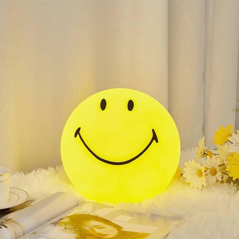 Simple sourire visage Led veilleuses USB Rechargeable PE lampe de nuit chambre d'enfants Protection des yeux chambre chevet décor lampe de bureau - vue 4 sur 6