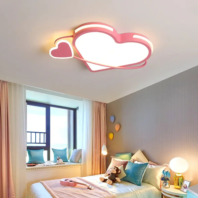 plafonnier LED chambre enfants en forme de coeur rose - vue 5 sur 10
