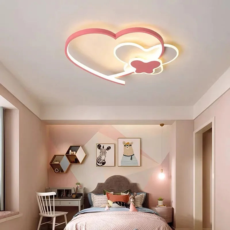 plafonnier LED chambre enfants en forme de coeur rose - vue 3 sur 10