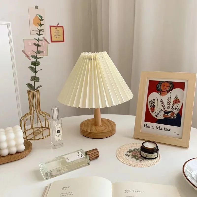 Lampe de Table plissée LED nordique moderne Ins - vue 3 sur 10