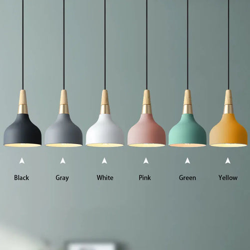 Suspension LED moderne avec abat-jour en métal coloré