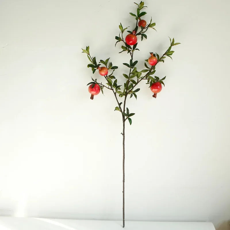 décoration de jardin avec grenades artificielles et plantes vertes - vue 6 sur 6