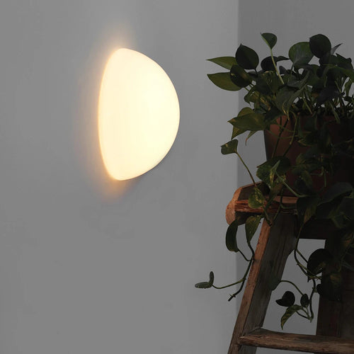Minimalist nordic hemisphere glass wall light - vue 2 sur 7