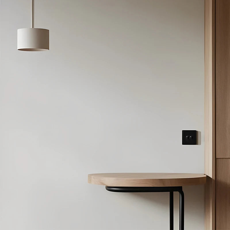 Cache prise plate en acier noir mat bords arrondis