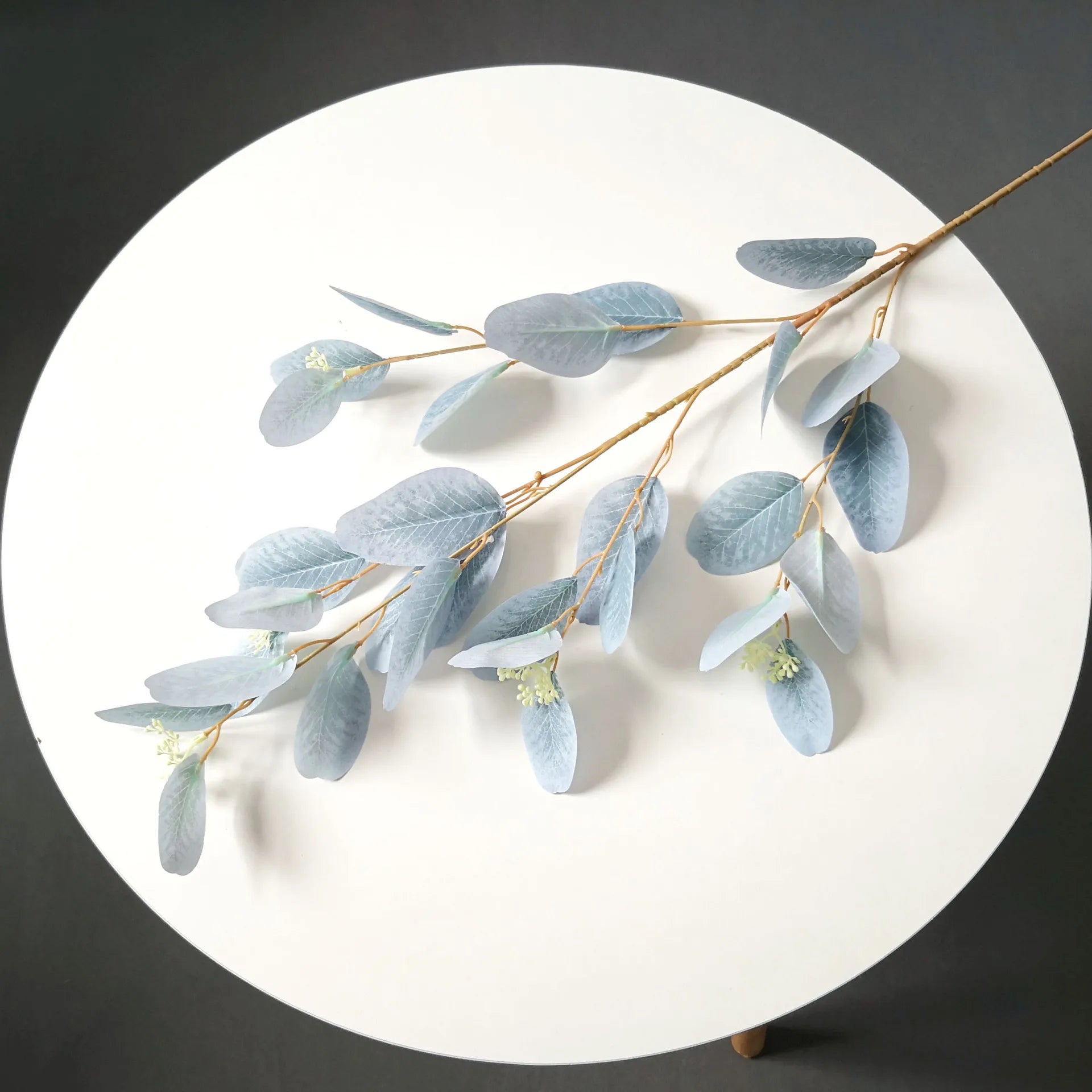 branches de feuilles d'eucalyptus en soie artificielle pour décoration florale - vue 9 sur 17