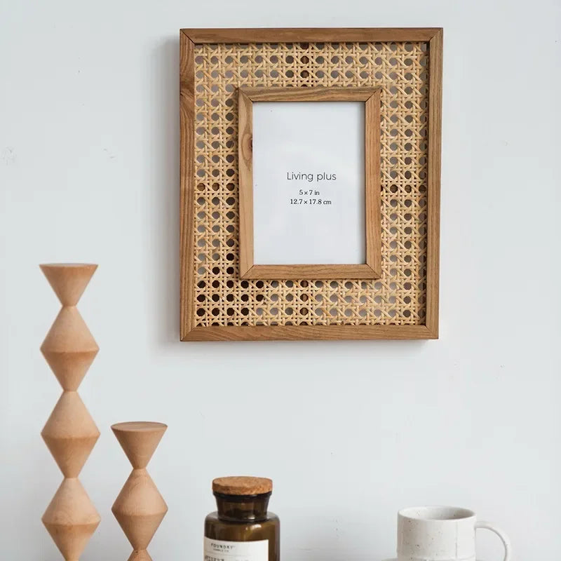 5x7 in Boho Rattan Picture Frame with Wooden Border, Wall Photo Frames for Family Photo Gifts Rattan Wall Decor