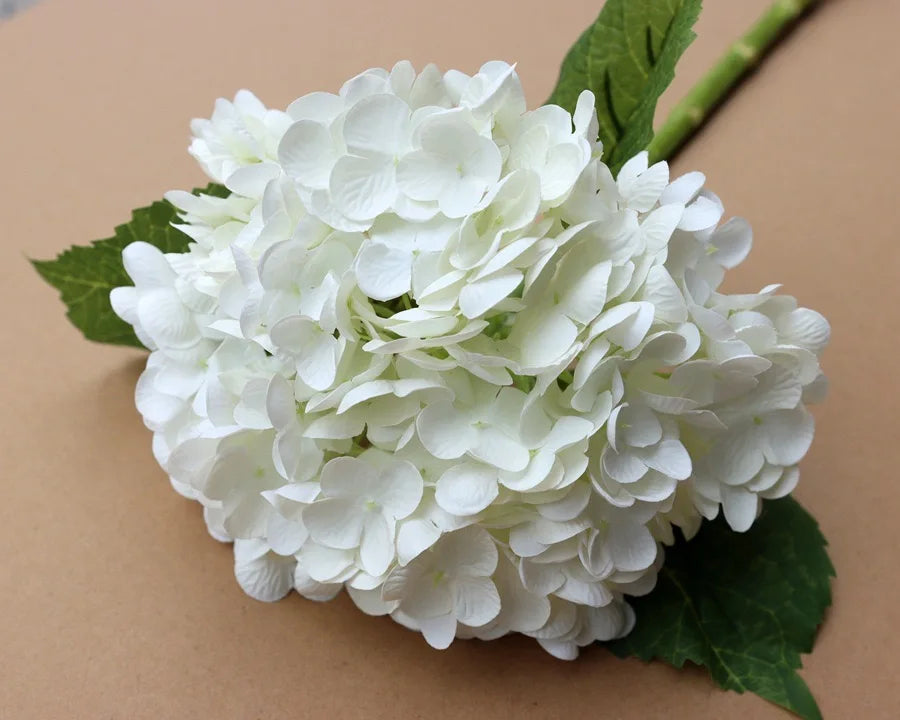 Realistic artificial hydrangea flower for party decoration - vue 7 sur 19
