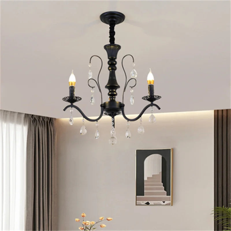 lustre en fer forgé avec suspensions en cristal pour intérieur élégant - vue 7 sur 10