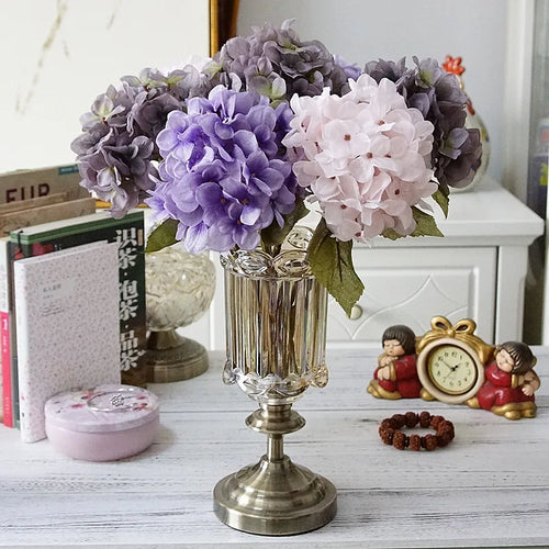 bouquet d'hortensias en soie pour décoration intérieure et mariage - vue 4 sur 14