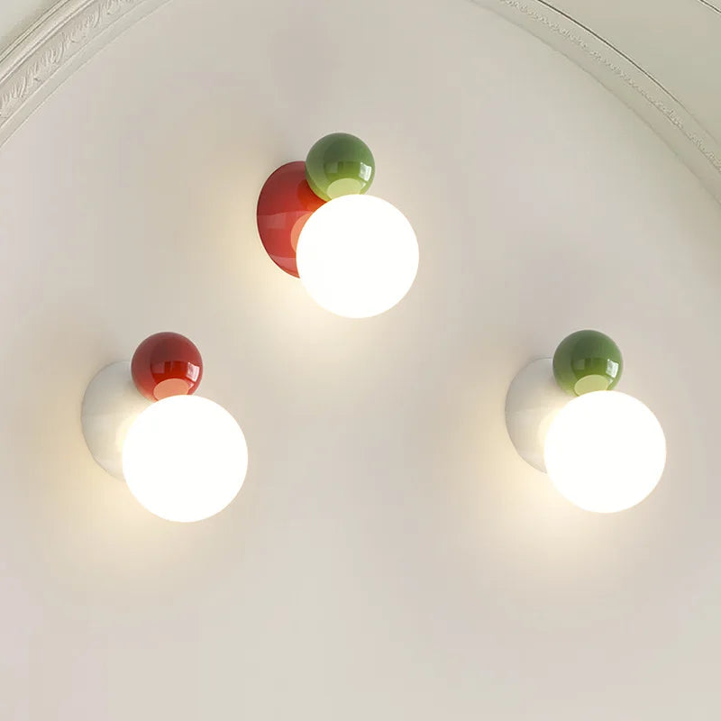 Lampe de chevet rouge