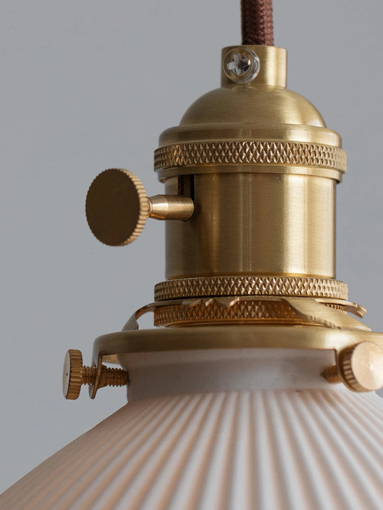 lampe en céramique style japonais pour bar et restaurant