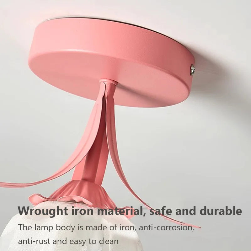 plafonnier style français simple avec lumière modelante de fleurs - vue 7 sur 10