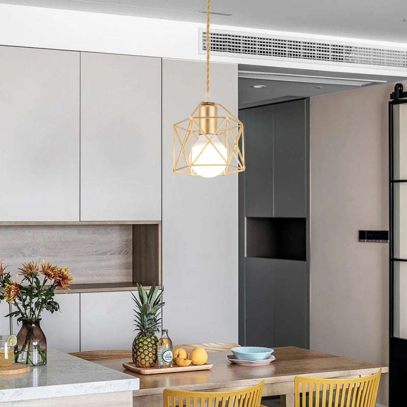 Minimalist metal pendant light for modern interior decor - vue 4 sur 6
