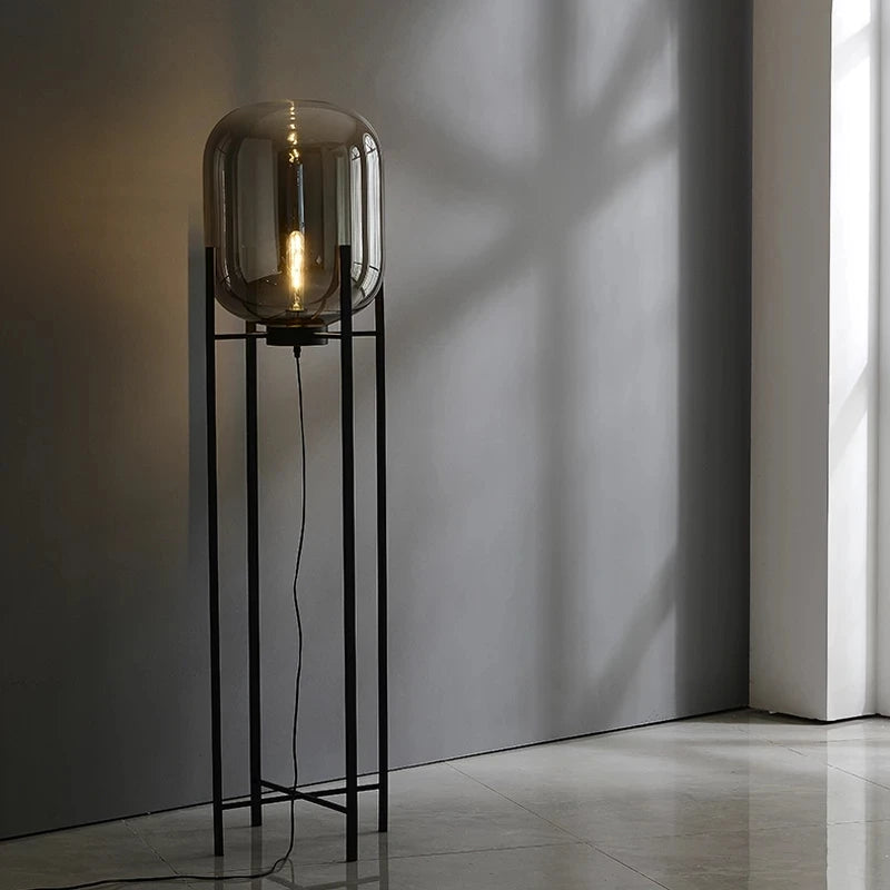 lampadaire post-moderne simple avec verre de cognac - vue 7 sur 9