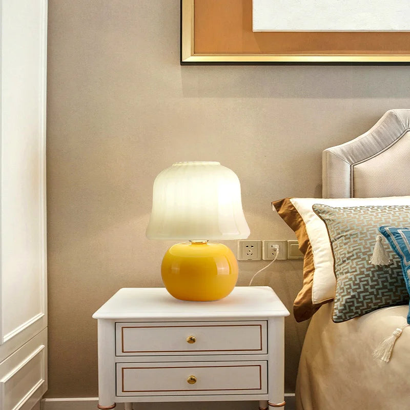 lampe de chevet en verre champignon faite à la main pour décoration chaleureuse - vue 4 sur 7