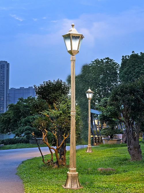 lampe extérieure étanche super lumineuse pour jardin et cour