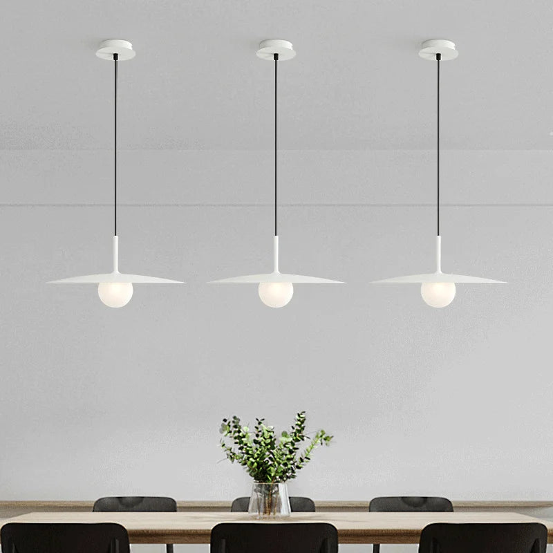 Modern minimalist chandelier for interior decor and bars - vue 3 sur 9