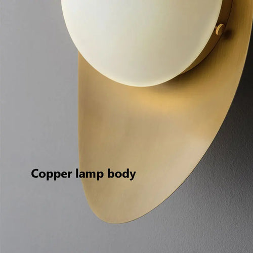 Minimalist crescent moon LED wall light - vue 7 sur 6