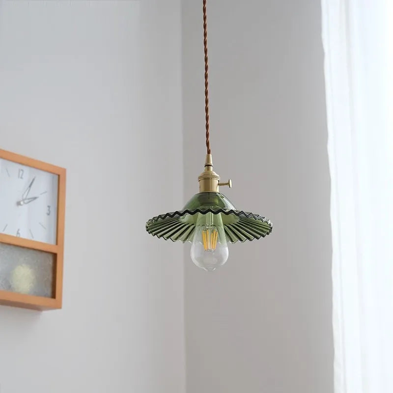 suspension vintage nordique en verre et laiton - vue 6 sur 10