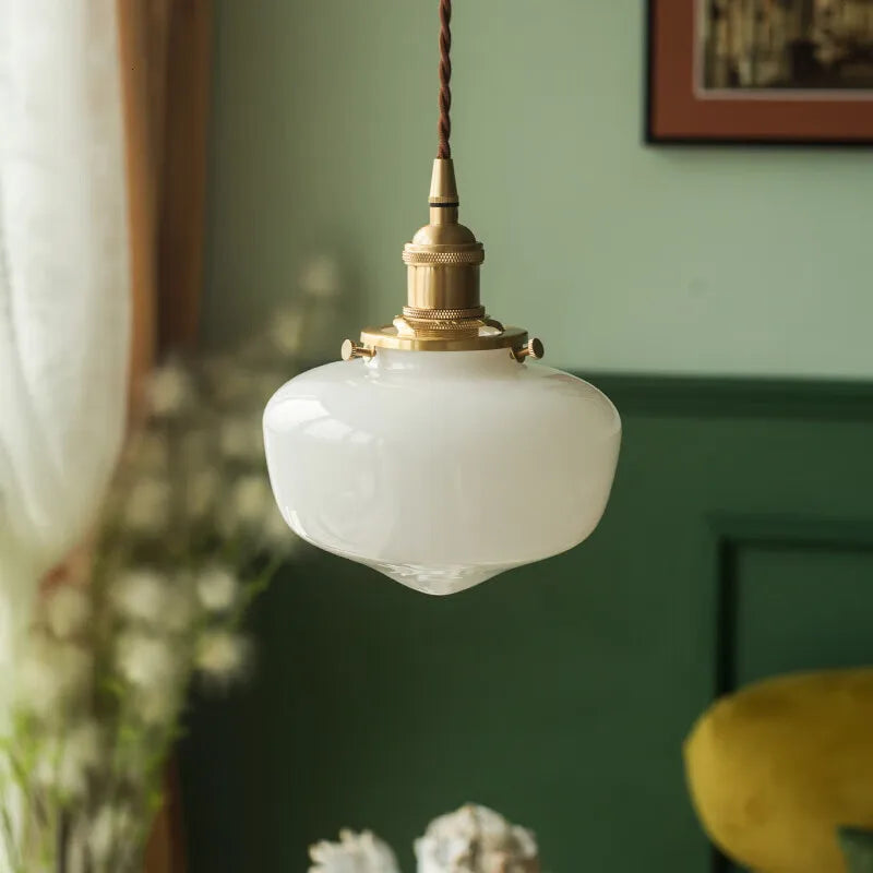 suspension en verre laiteux style nordique rétro décoration intérieure - vue 5 sur 8